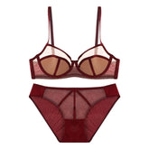 Set aus Push-Up-BH und Höschen mit französischen Nähten