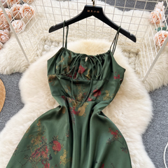 Strapskleid mit Retro-Print