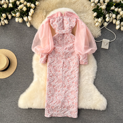 schulterfreies, trägerloses, schmales, langes Kleid mit Laternenärmeln