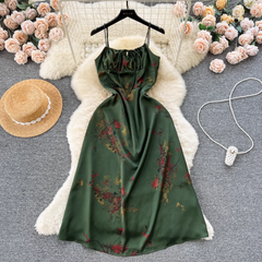 Strapskleid mit Retro-Print