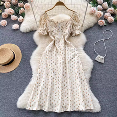 Sommerkleid für Damen mit Blumenmuster und quadratischem Ausschnitt