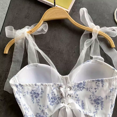 Top floral con tirantes