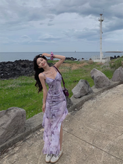 Lila Strapskleid für Damen im Sommer mit Schmetterlings-Print