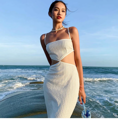 Vestido largo de verano con tirantes, espalda descubierta y calado