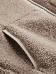 Chaqueta de felpa de manga larga con cuello alto y cremallera