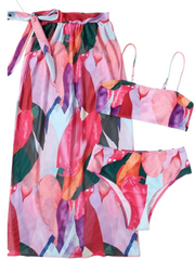 El lujoso conjunto de bikini de tres piezas