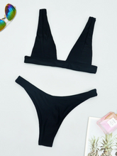 Bikini dividido de color sólido