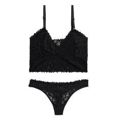 Nahtloses Spitzen-Bralette und Tangas mit niedriger Taille