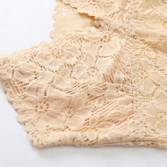 Nahtloses Spitzen-Bralette und Tangas mit niedriger Taille
