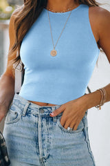 Camiseta corta con cuello redondo y canalé