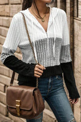 Sudadera con capucha y media cremallera con bloques de color y cordón