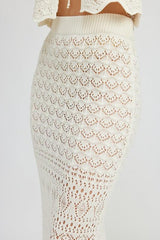 FALDA LARGA DE CROCHET AJUSTADA CON ABERTURA