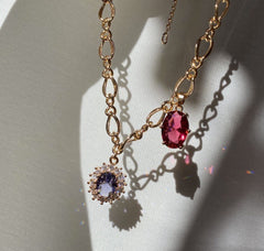 Halskette mit Anhänger aus Rubin und Amethyst