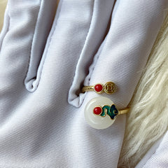 Kreativer Unisex-Cocktailring aus Naturjade und Gold