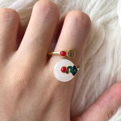 Kreativer Unisex-Cocktailring aus Naturjade und Gold