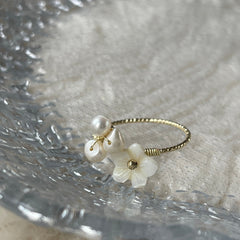 Natural pearl ring