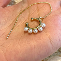 Enhebrador de pendientes con perlas estilo chic informal