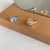 Farbwechselnder Mondstein-Opalring