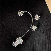 Pañuelo para las orejas con piedra lunar y diseño floral