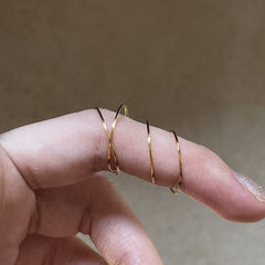 Anillo de nudillos ultrafino martillado