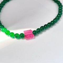 Collar de jade verde oscuro natural