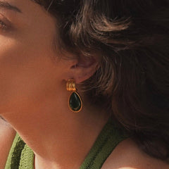 Pendientes de lágrima de esmeralda