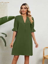solid color V-neck loose gathered five-quarter sleeve dress
