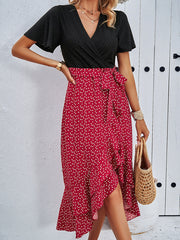 Feminine contrast V-neck belted ruffle dress