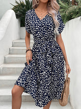 Ladies raglan short sleeve leopard print dress