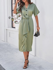 solid color temperament V-neck short-sleeved dress