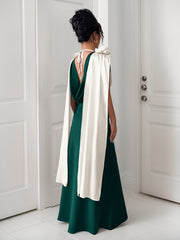 V-neck contrast sleeveless dress