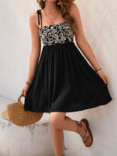 Floral patchwork sleeveless casual suspender dress