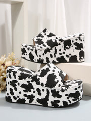 Sandalias de plataforma con tacón grueso y estampado