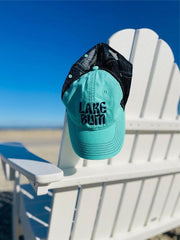 Trucker-Mütze mit neuem Logo „Curvy Lake Bum“