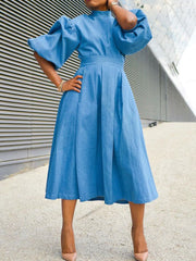 Rollkragen-Midikleid mit Puffärmeln