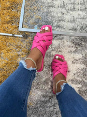 Pantuflas de color liso con punta cuadrada