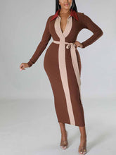 Vestidos con cinturón y bloques de color acanalados