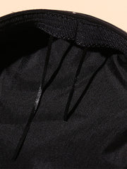 Baskenmütze mit Buchstaben-Print