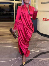 Party-Maxikleid aus Satin mit Stehkragen