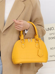 Bolsa con carcasa abovedada y cremallera