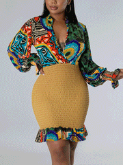 Minivestido con volantes y patchwork floral