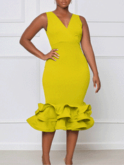 Midikleid mit V-Ausschnitt und Rüschen