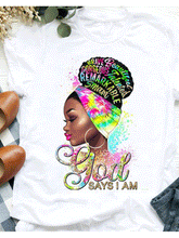 Camiseta informal con letras y figuras