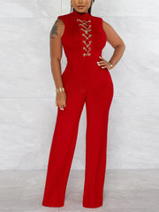 Ärmelloser Jumpsuit mit Kettendekor