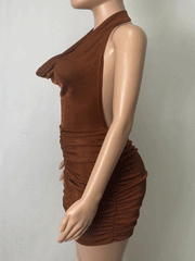 Neckholder-Minikleid mit V-Ausschnitt