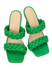 Tacones de aguja con punta abierta y trenzados