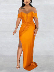 Maxikleid im Korsettstil mit hohem Schlitz