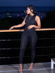 Lässiger ärmelloser Overall in Volltonfarbe