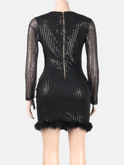 Minivestido de patchwork con plumas y lentejuelas