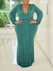 Vestido fruncido con escote en V profundo y color liso